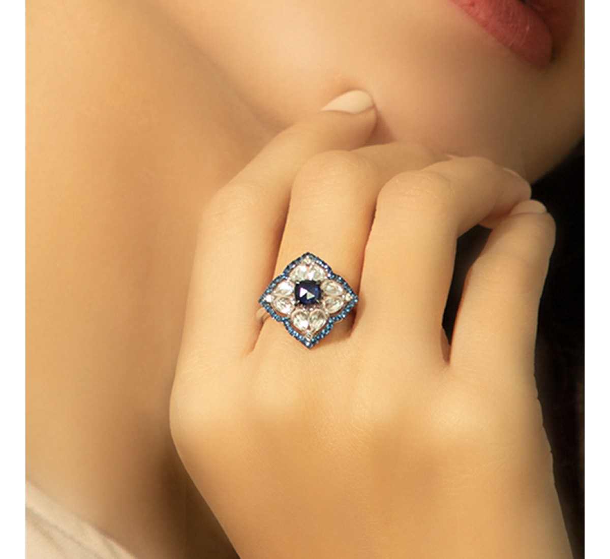 Extravaganza Cocktaile Diamond Ring